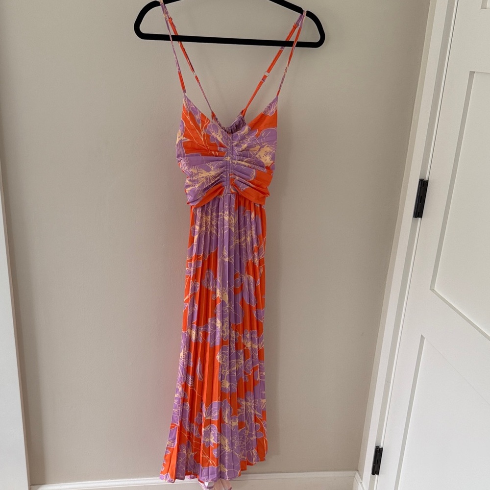 Strappy Floral Dress - Ready for that tropical vacation